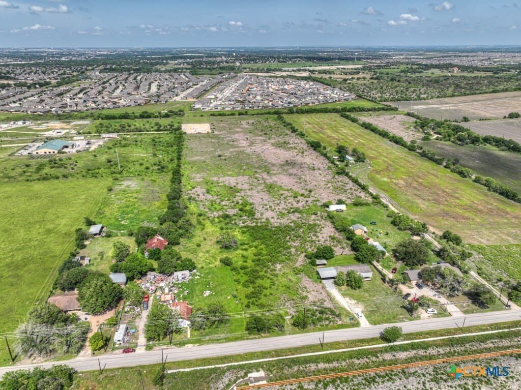 18.56 acres in Comal County - photo 7