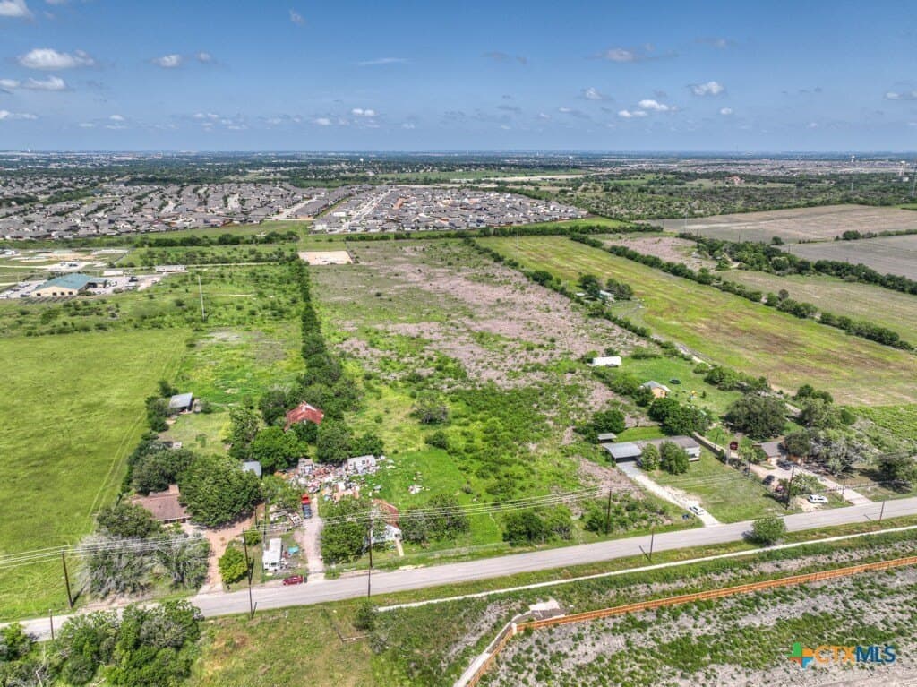 18.56 acres in Comal County - photo 11