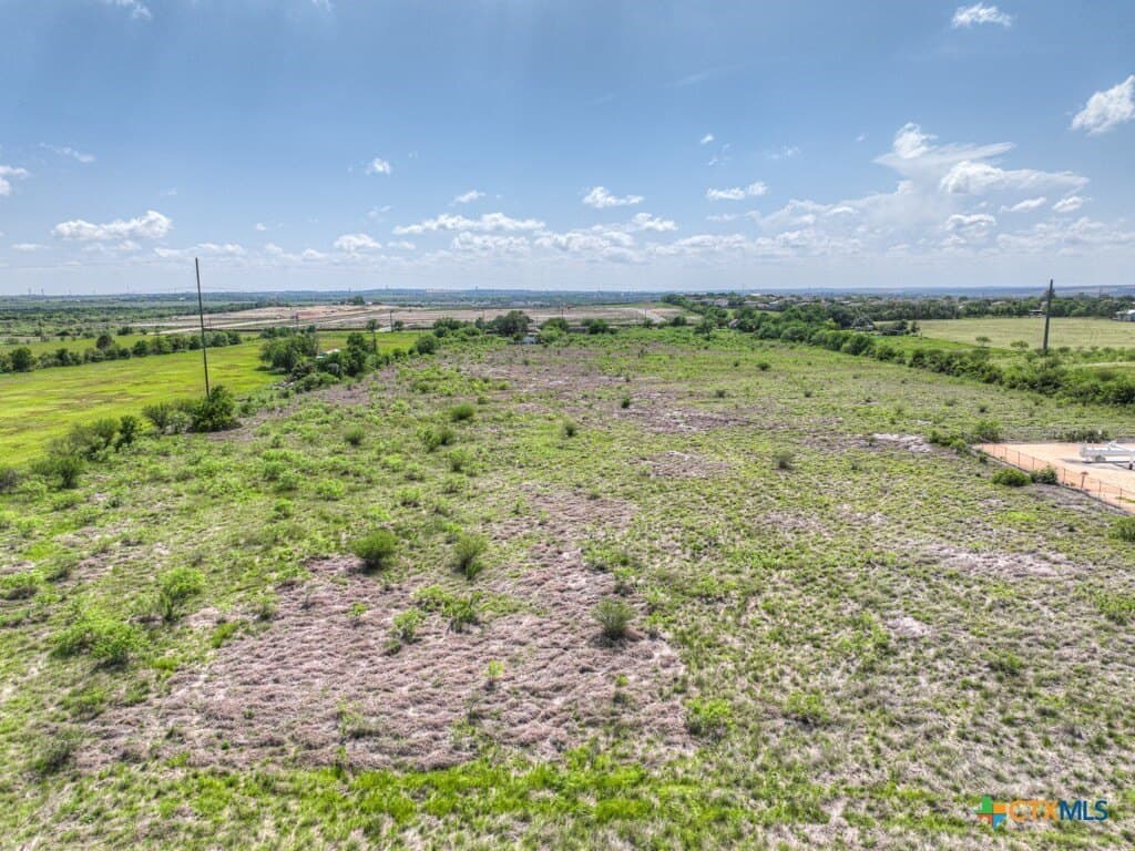 18.56 acres in Comal County - photo 10