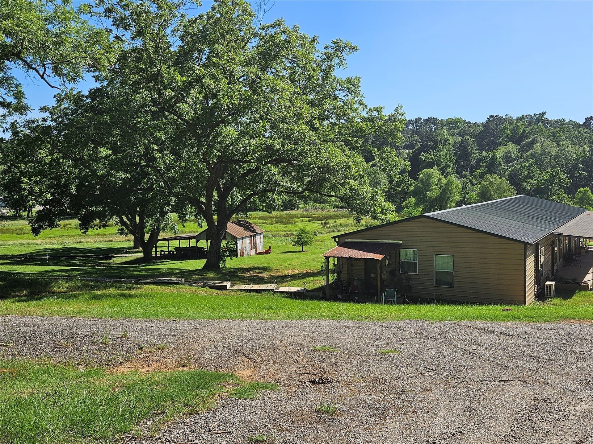 36.68 acres in Smith County - photo 22