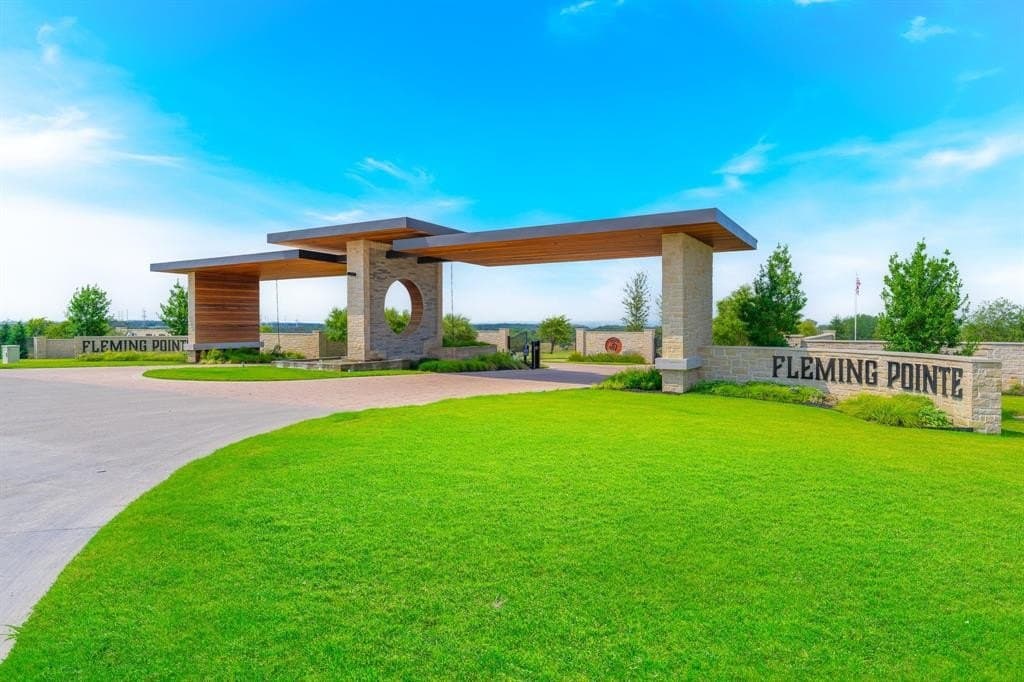 2.01 acres in Tarrant County featured view
