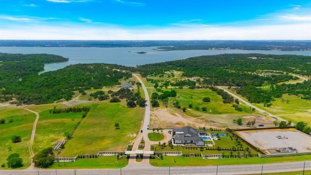 2.01 acres in Tarrant County gallery image 4