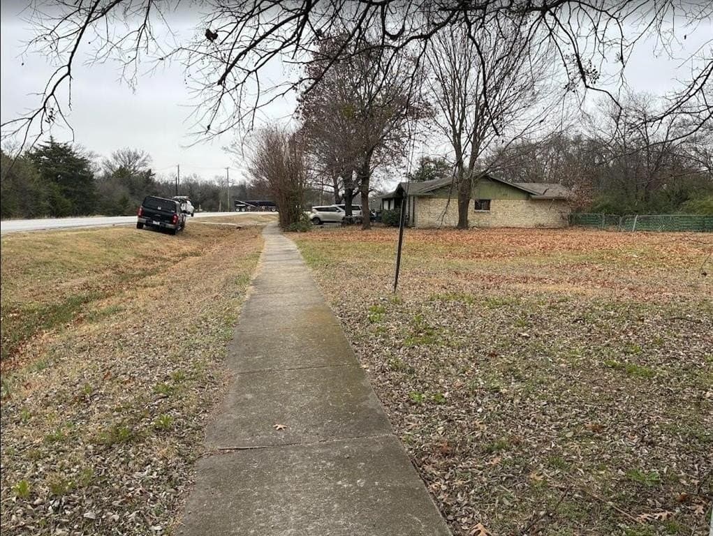 0.25 acres in Dallas County gallery image 3