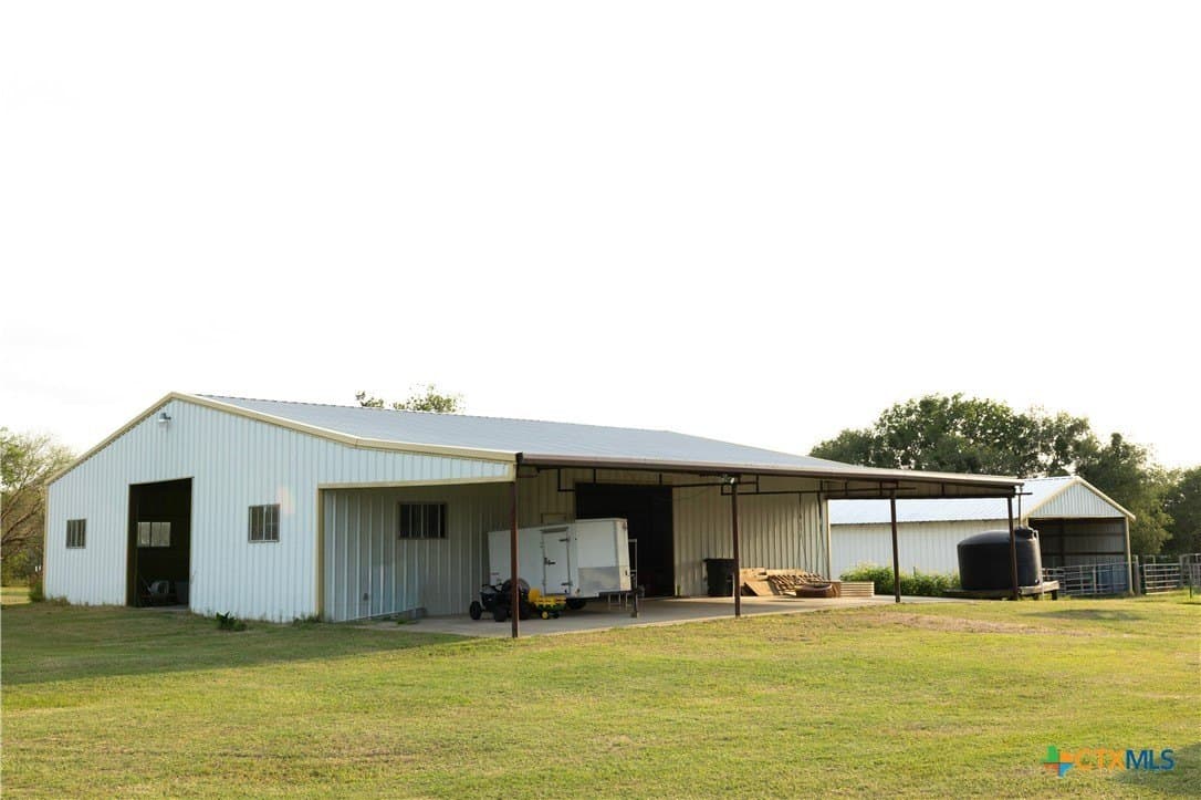 52.38 acres in DeWitt County featured view