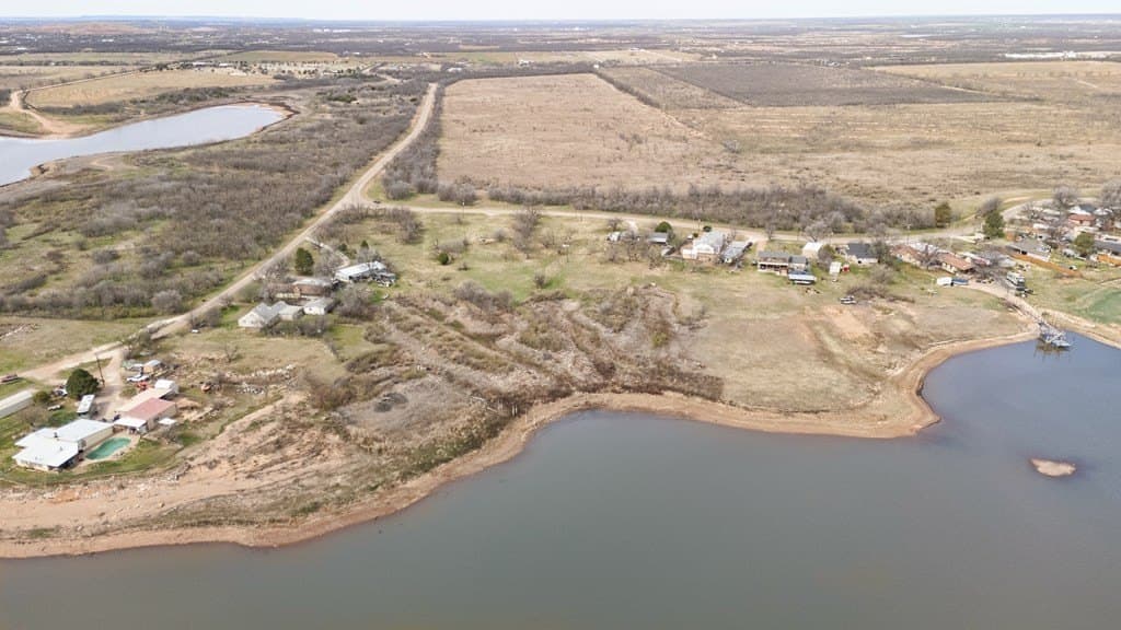 1.06 acres in Jones County - photo 14