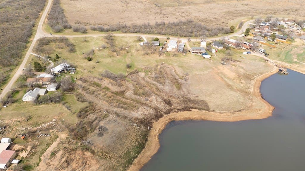 1.06 acres in Jones County - photo 10