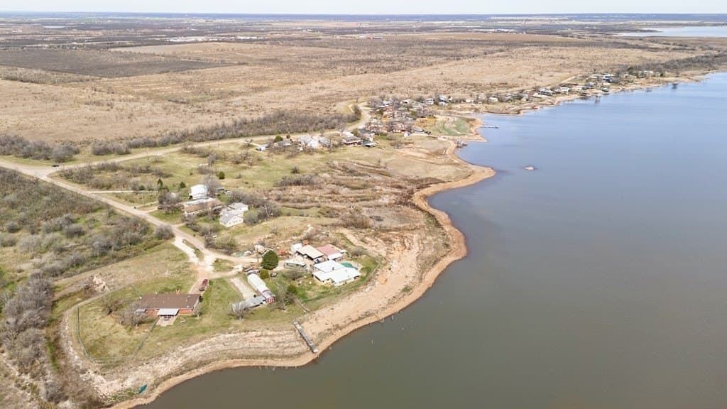 1.06 acres in Jones County - photo 12