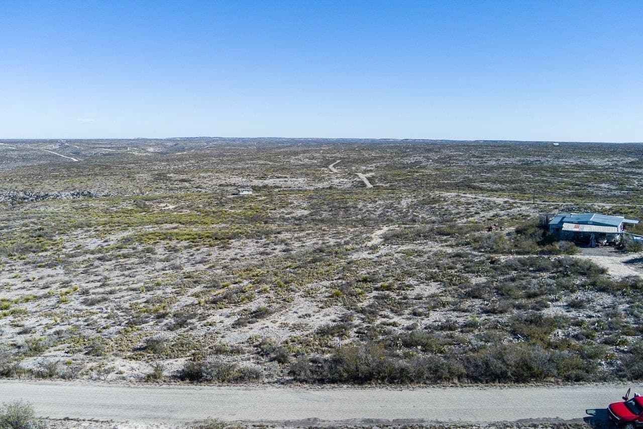 15.83 acres in Val Verde County gallery image 2