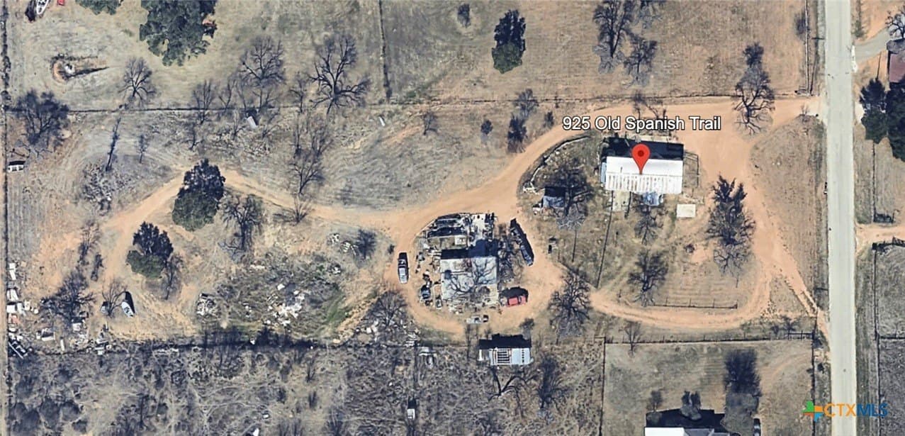 2.74 acres in Llano County gallery image 2