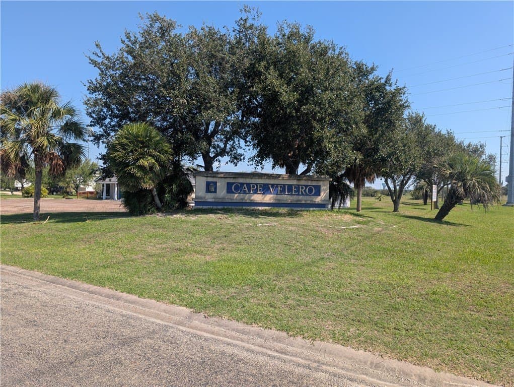 3.99 acres in Aransas County - photo 2