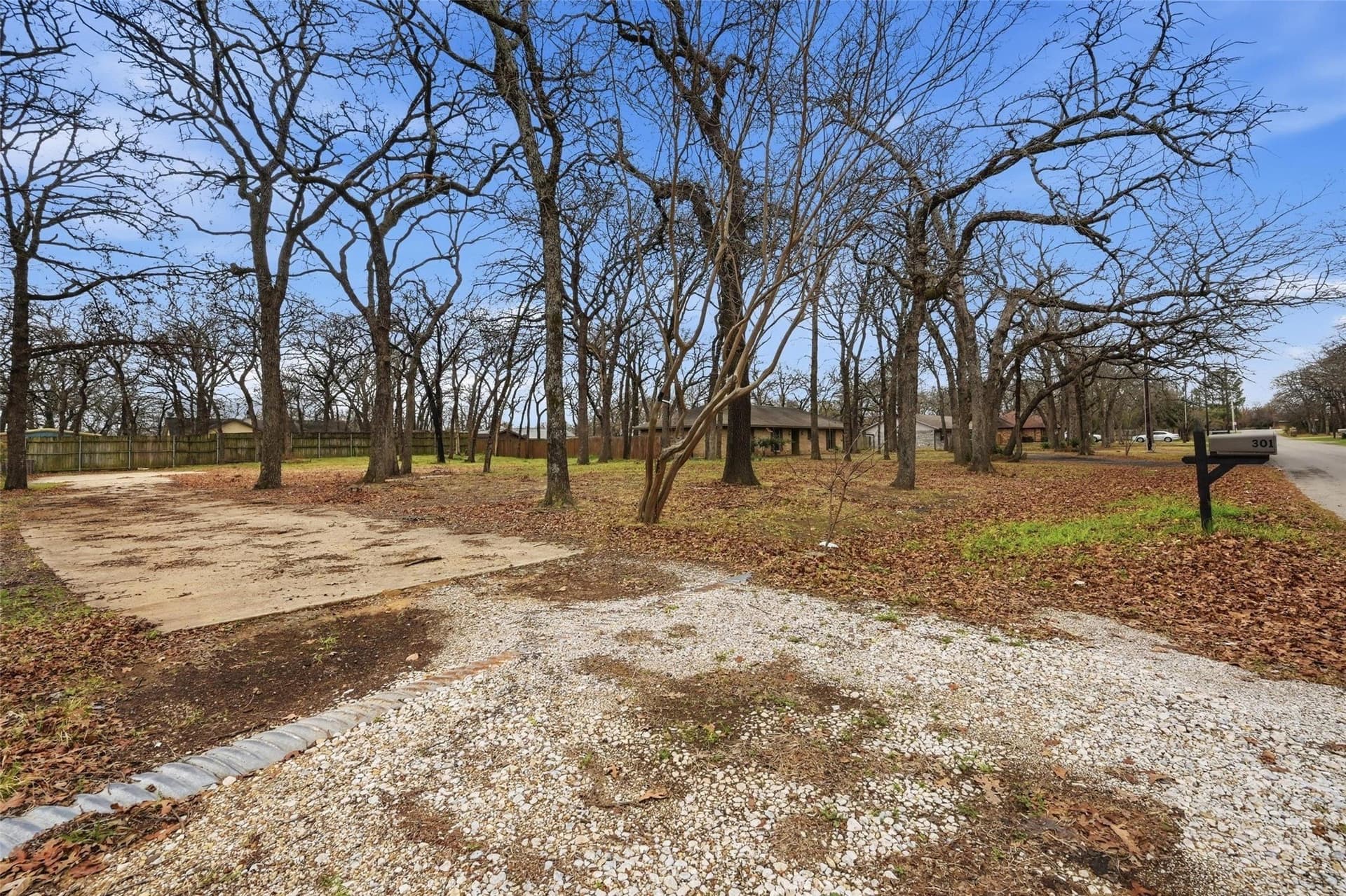 0.39 acres in Denton County - photo 9