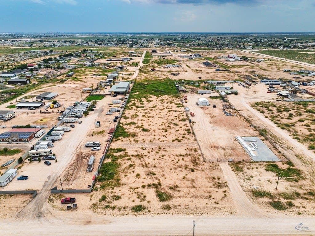 2.97 acres in Midland County gallery image 4