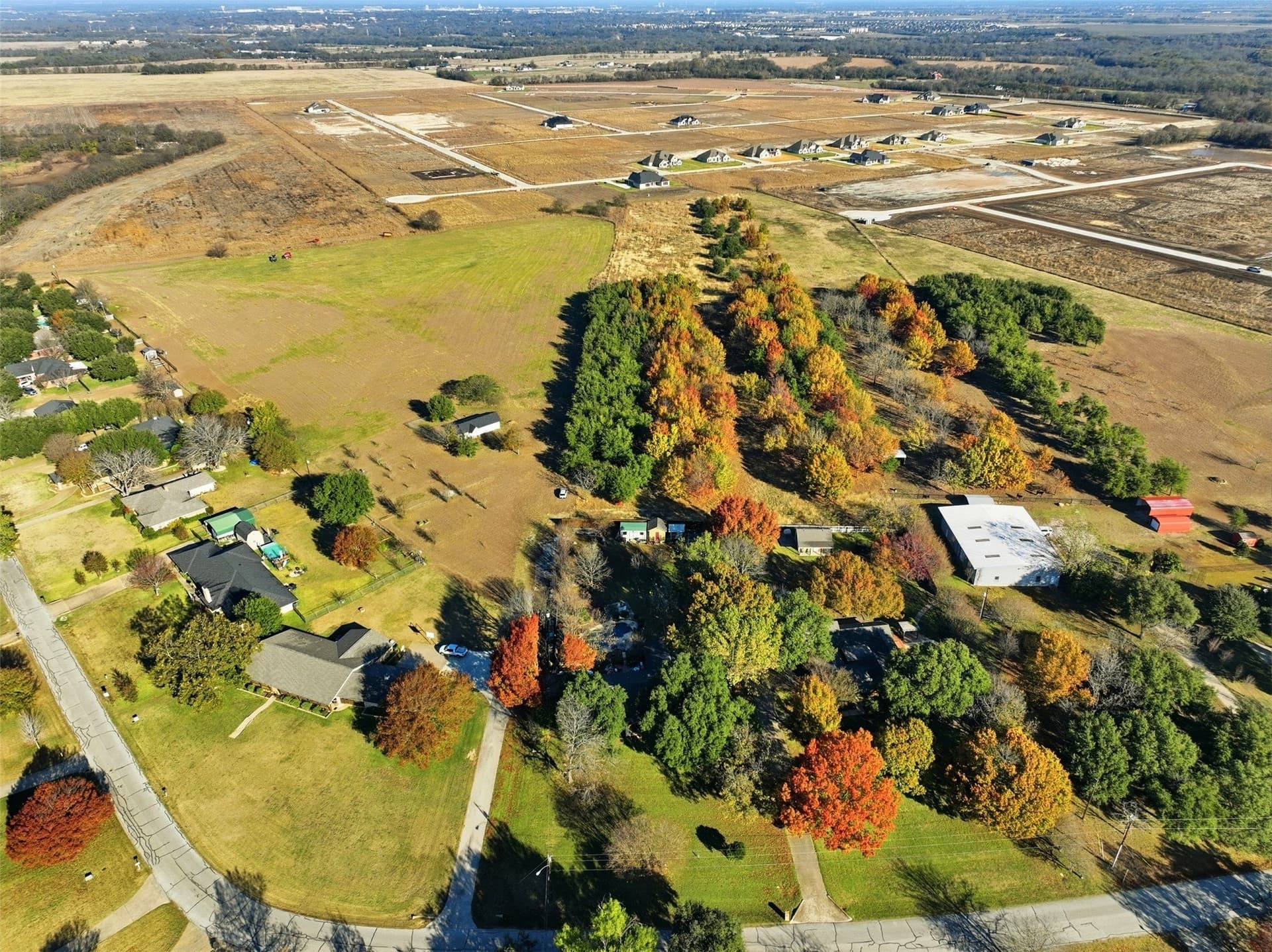 7.87 acres in Ellis County gallery image 4