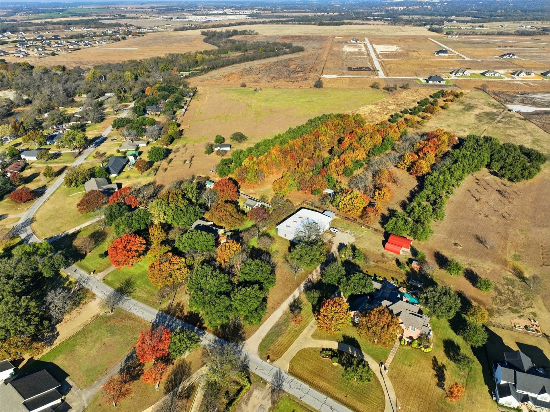 7.87 acres in Ellis County - photo 6