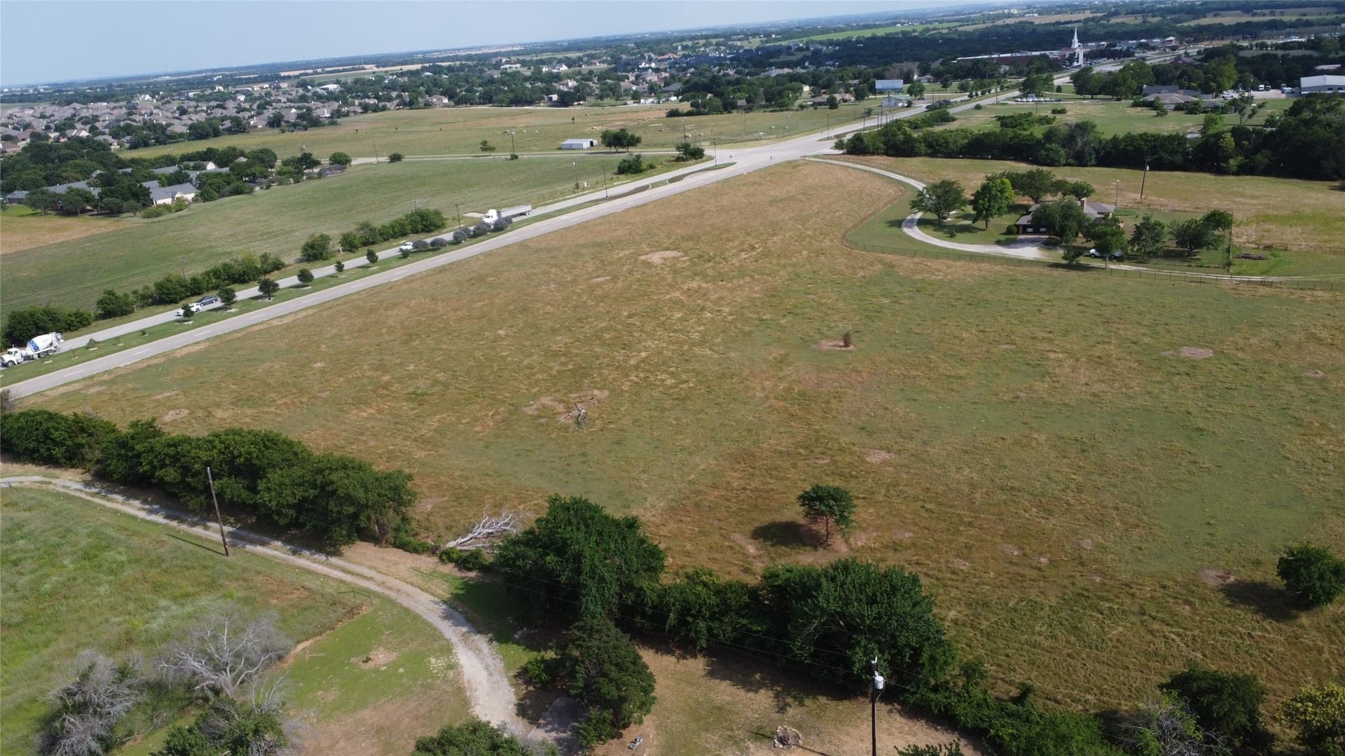 8.98 acres in Collin County gallery image 4