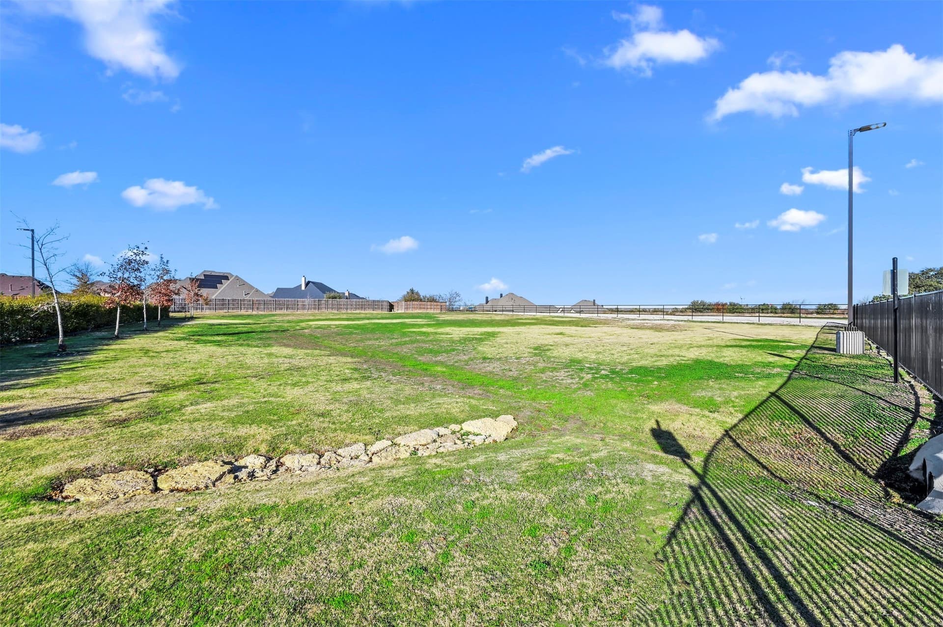 1.28 acres in Tarrant County - photo 15