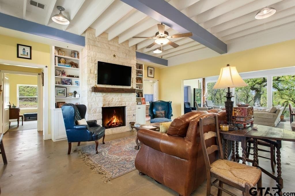 14.34 acres in Smith County gallery image 2