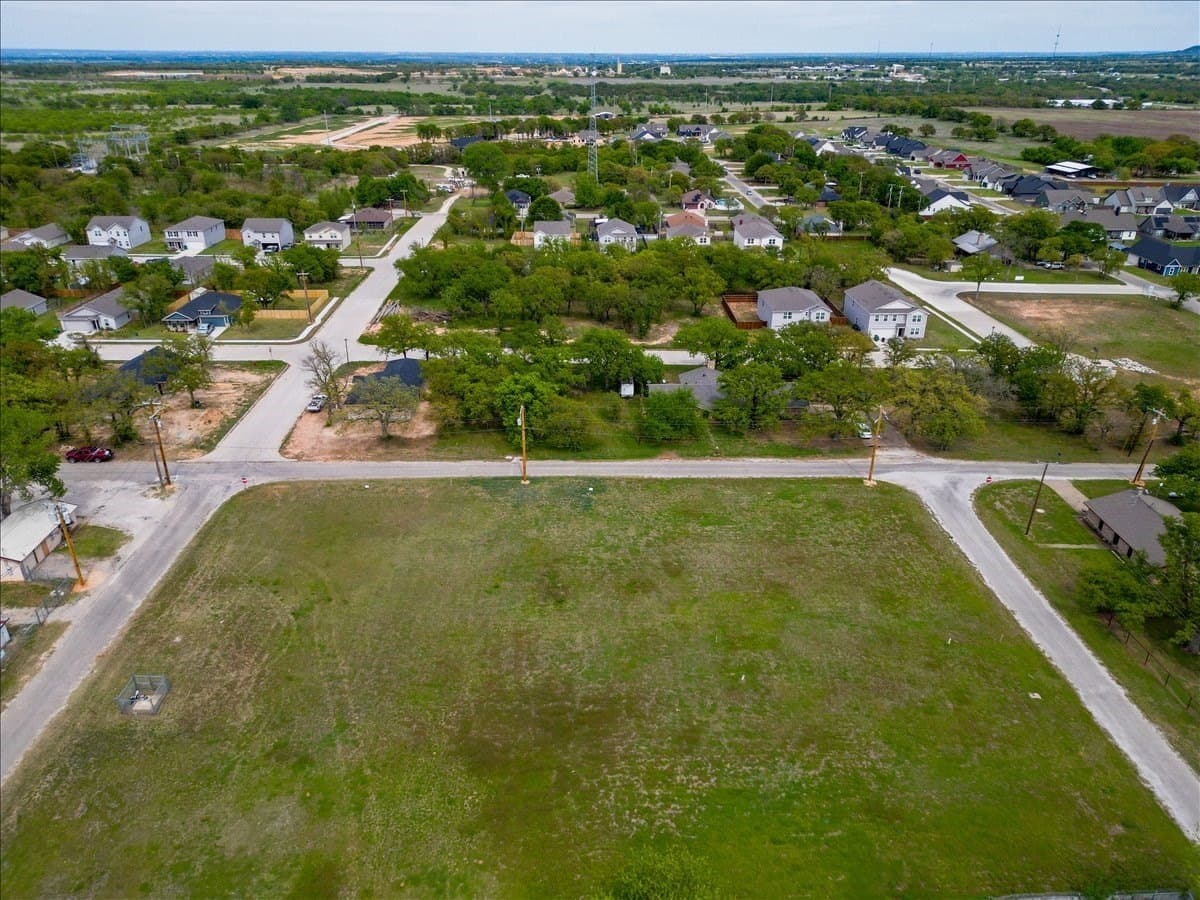0.21 acres in Hood County - photo 8