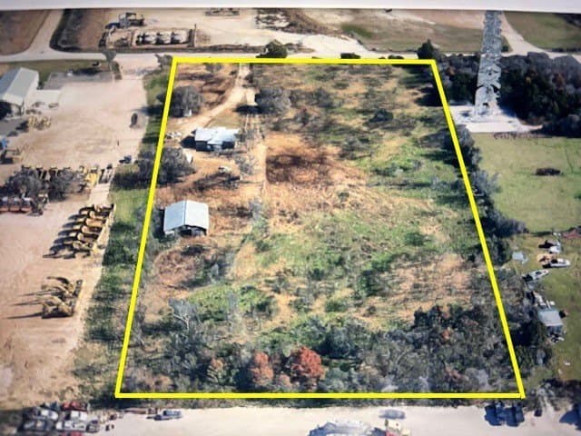 4.77 acres in Johnson County