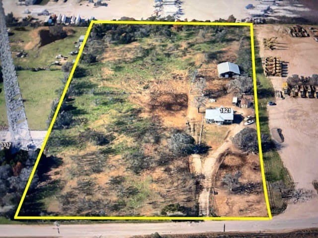 4.77 acres in Johnson County - photo 2
