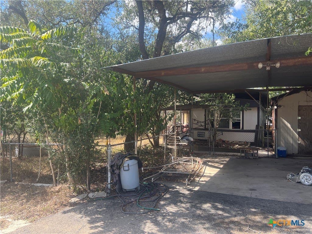 0.46 acres in Comal County - photo 3