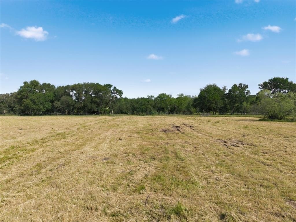 12.86 acres in McLennan County gallery image 4