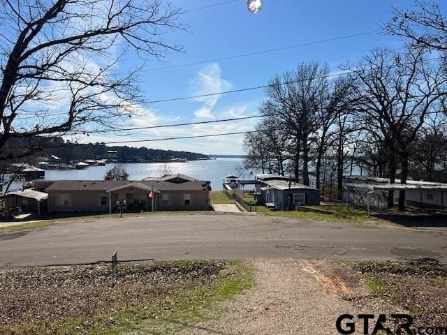 881 acres in Smith County - photo 10