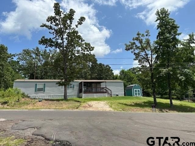 881 acres in Smith County