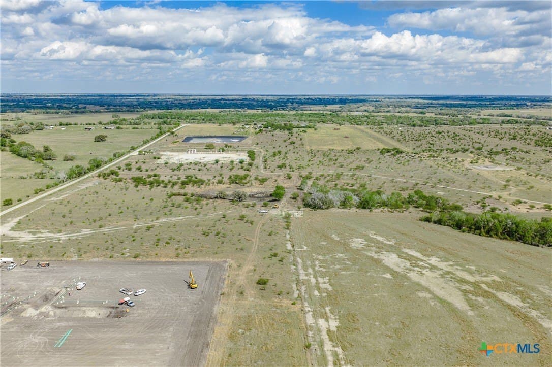 10.86 acres in DeWitt County featured view