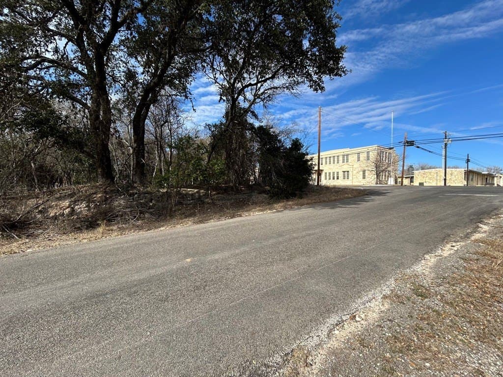 0.49 acres in Kendall County - photo 6