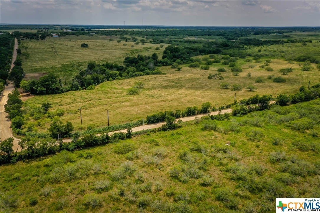 10.01 acres in Gonzales County - photo 23