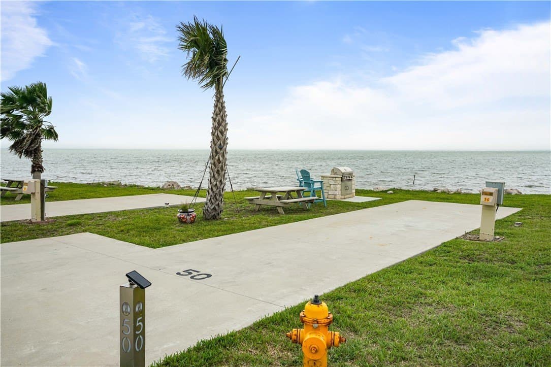 0.05 acres in Nueces County - photo 8