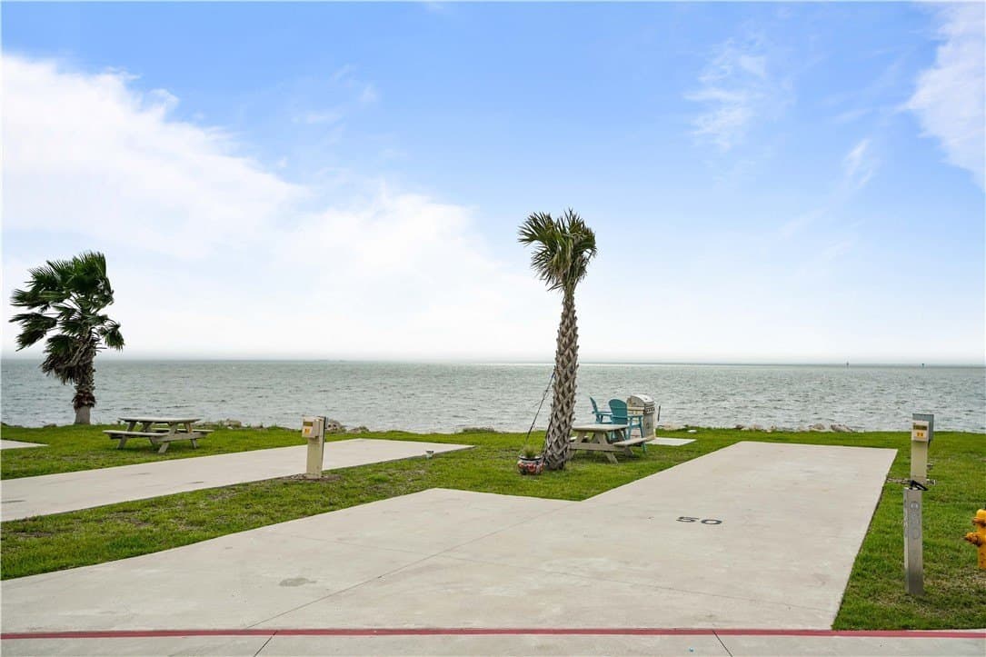 0.05 acres in Nueces County - photo 7