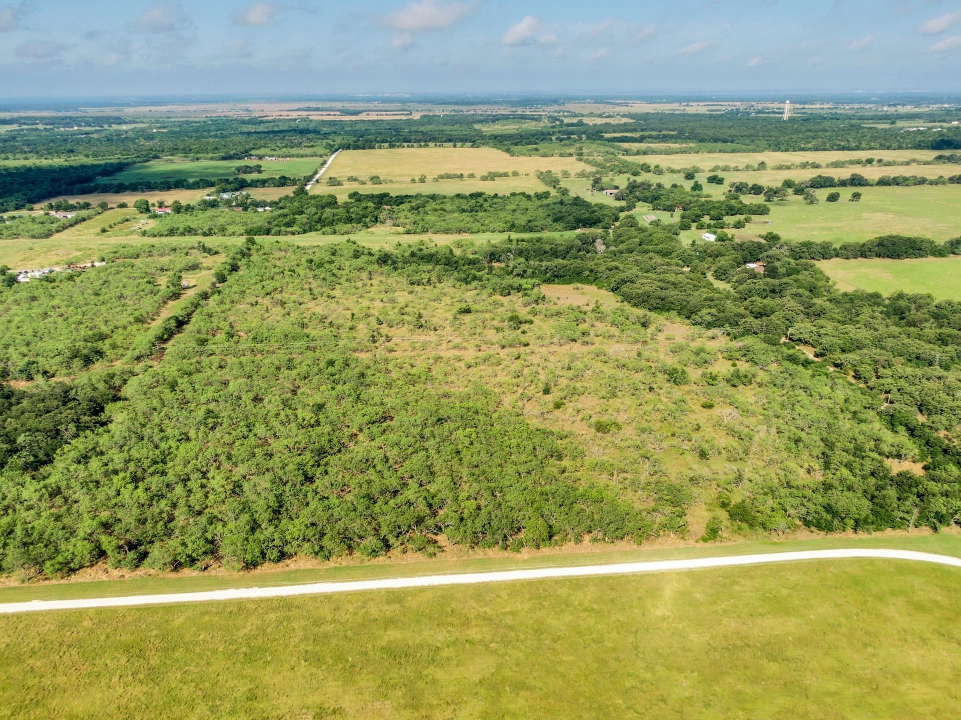 37.88 acres in Hill County - photo 3