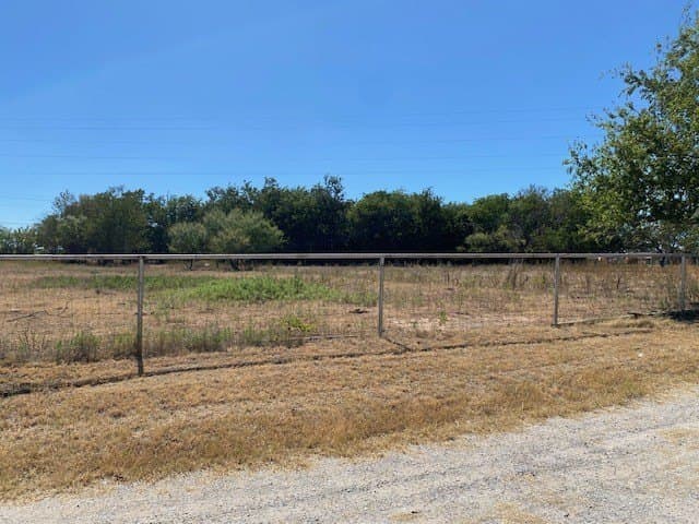 11.05 acres in Erath County - photo 4