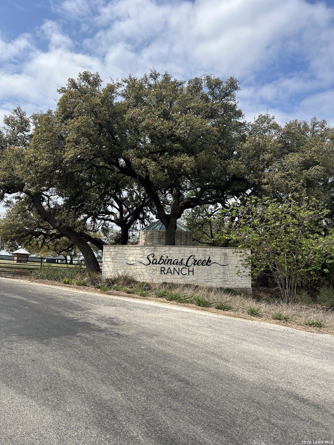5.71 acres in Kendall County