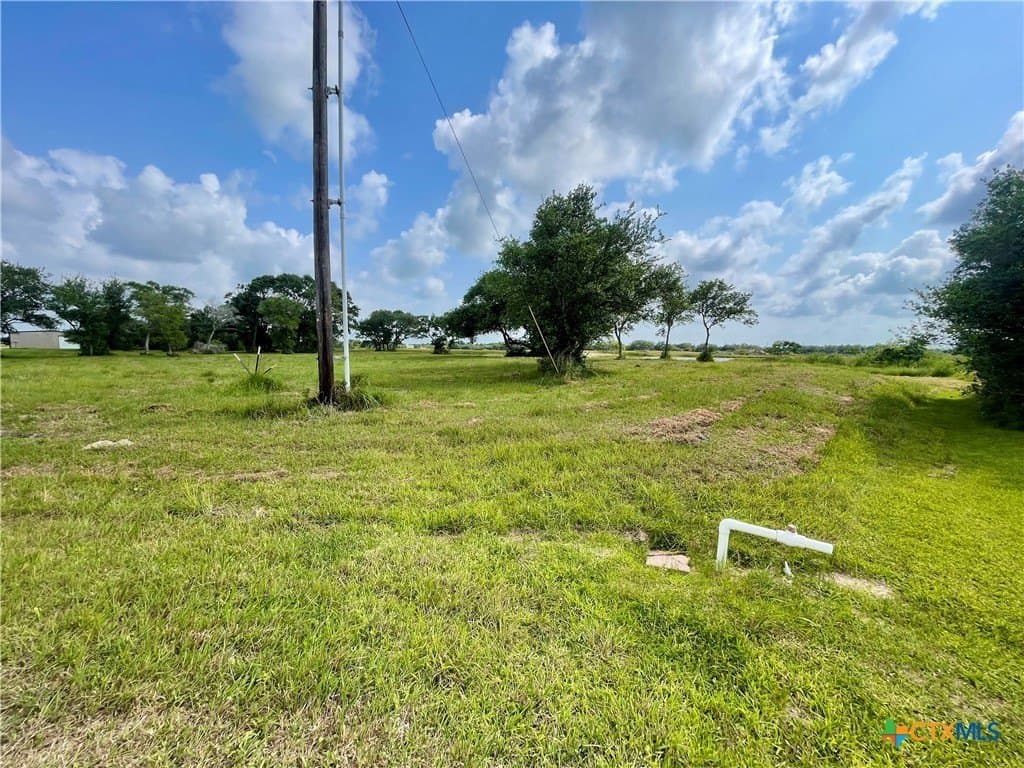 1.45 acres in Calhoun County - photo 12