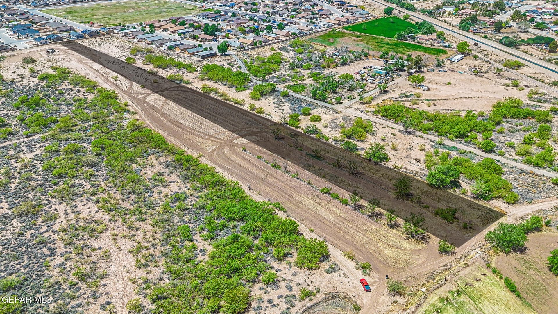 3.1 acres in El Paso County gallery image 2