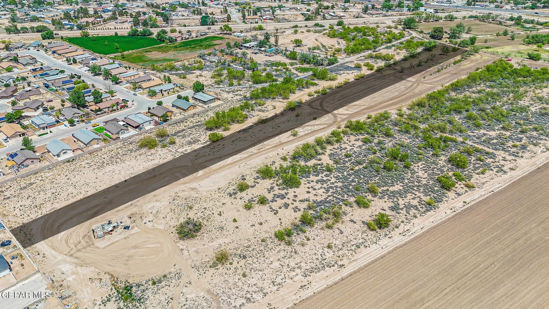 3.1 acres in El Paso County gallery image 4