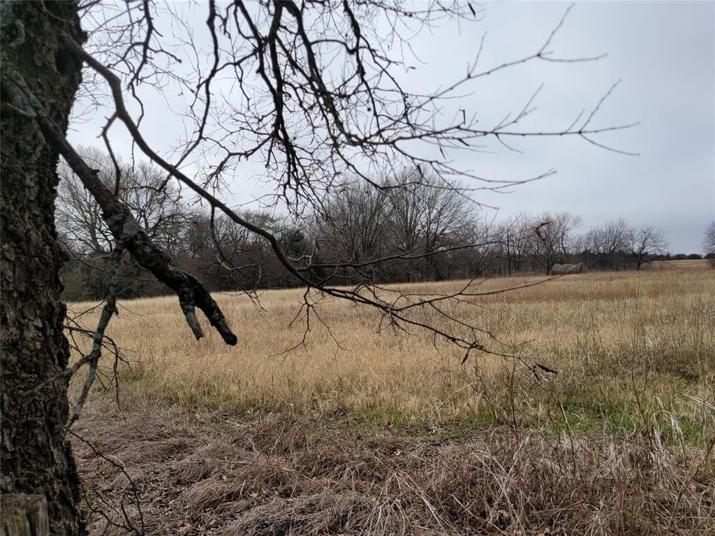 24.55 acres in Johnson County