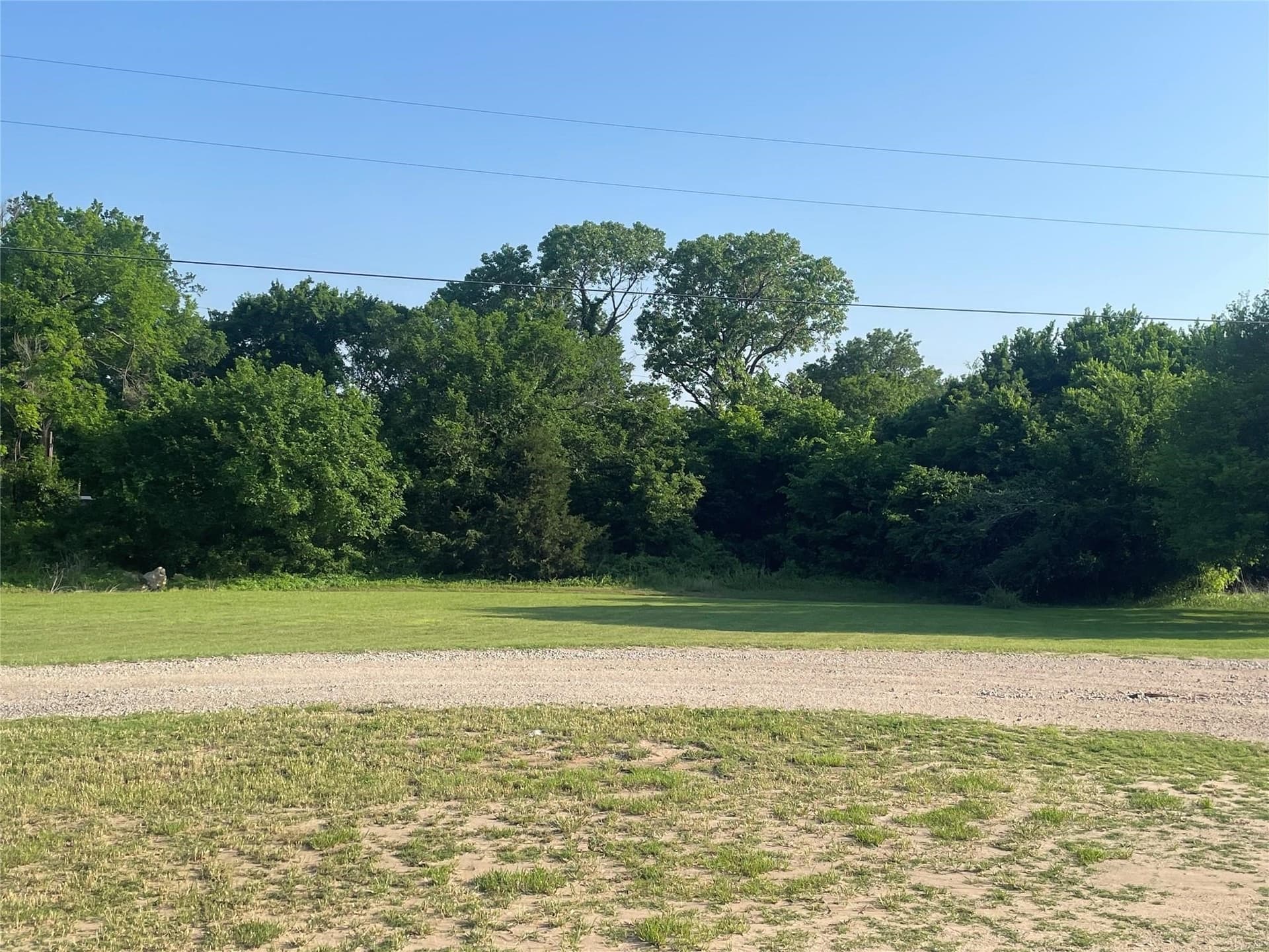 19.99 acres in Wise County - photo 3