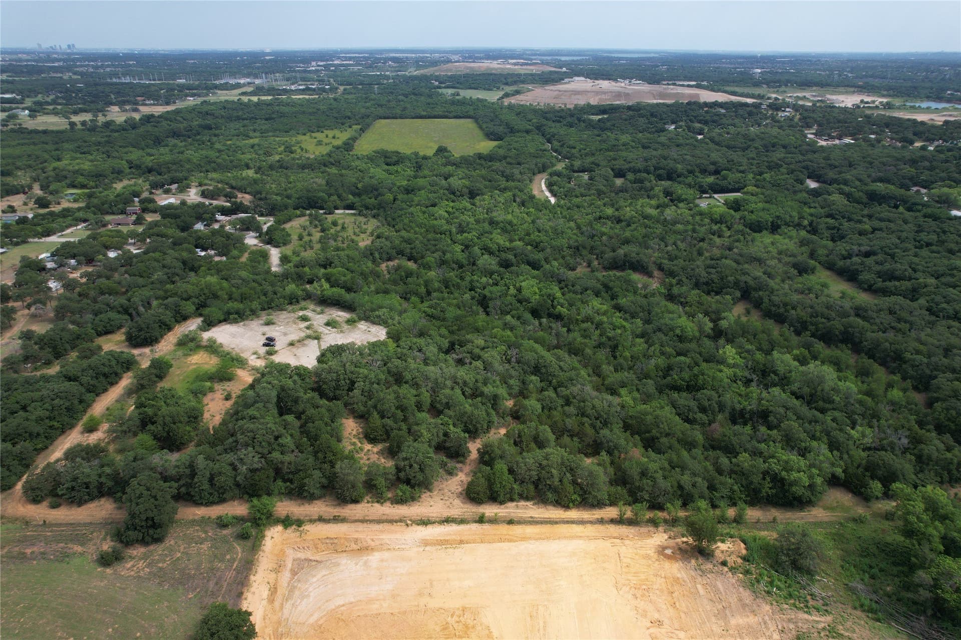 46.45 acres in Tarrant County - photo 2