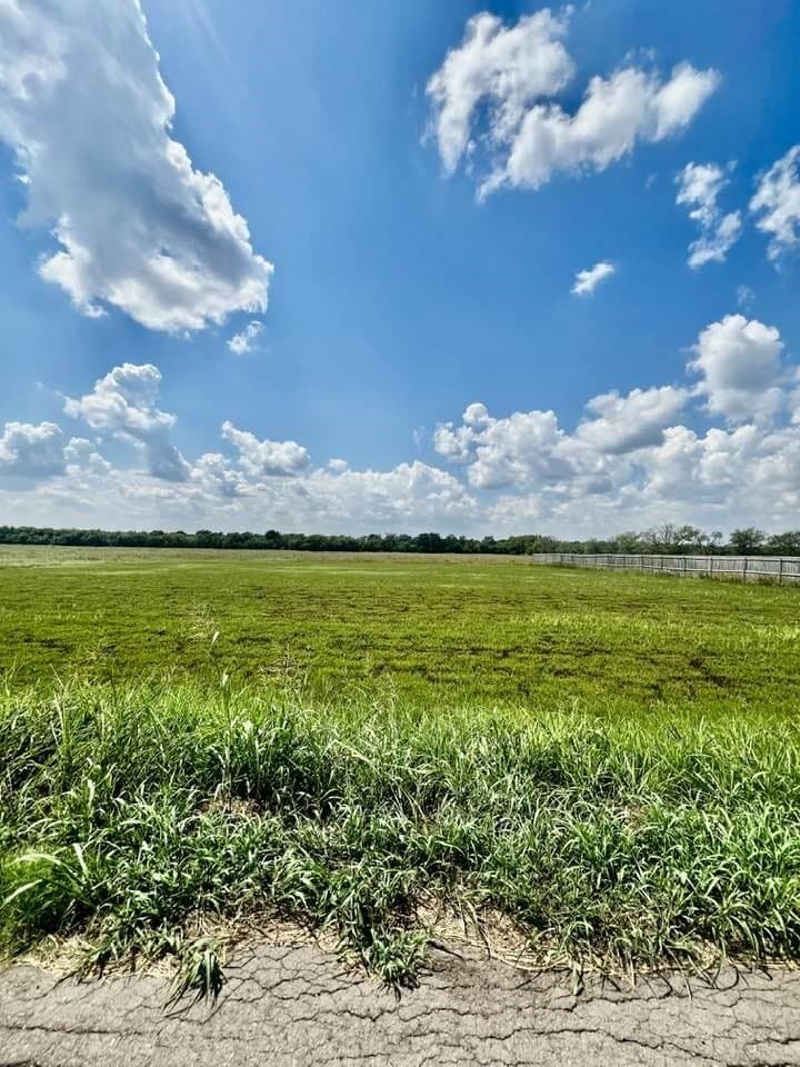 10.09 acres in Hunt County - photo 8