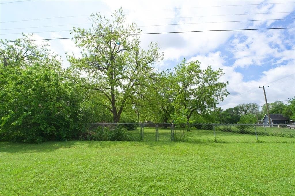 0.2 acres in Cooke County