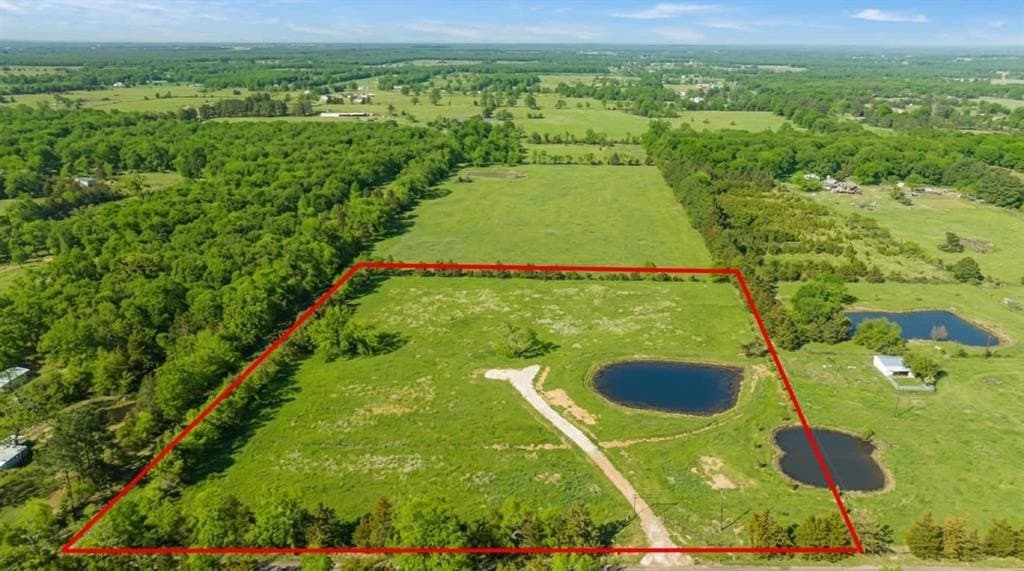 8.3 acres in Lamar County featured view