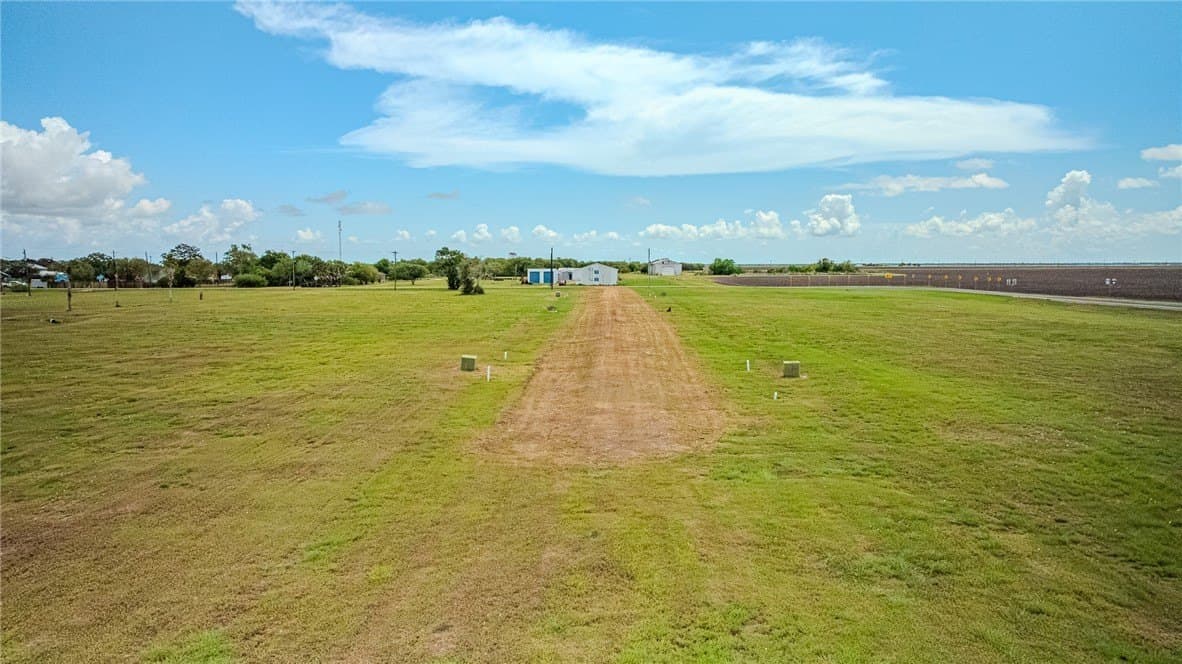 0.78 acres in Refugio County - photo 9