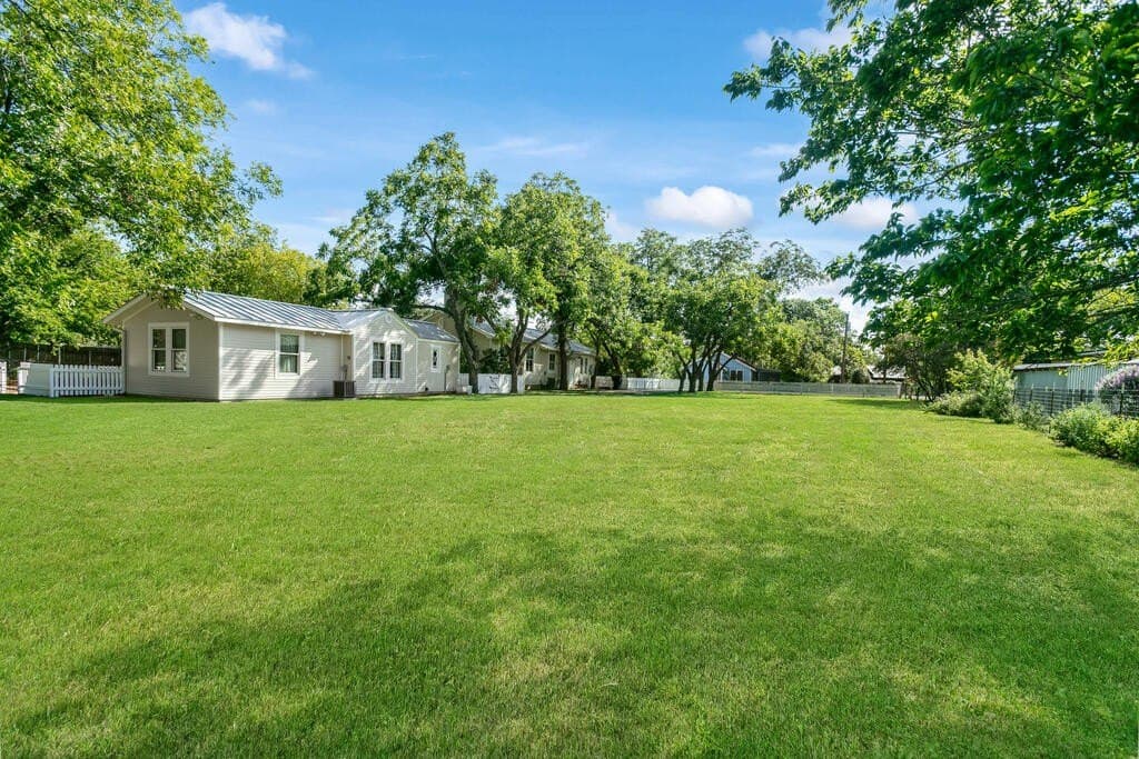 0.29 acres in Gillespie County - photo 4