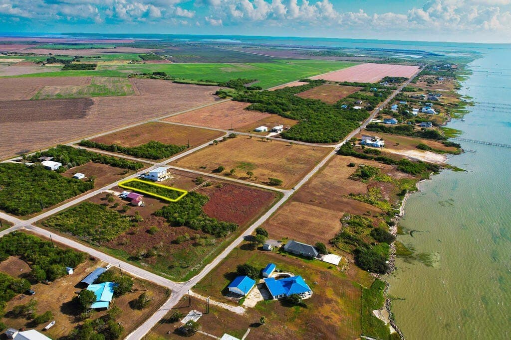 0.33 acres in Texas County - photo 4