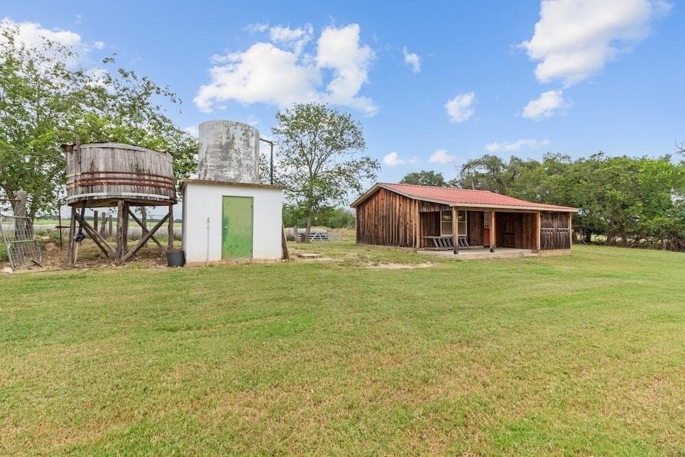 48.09 acres in Gillespie County - photo 46