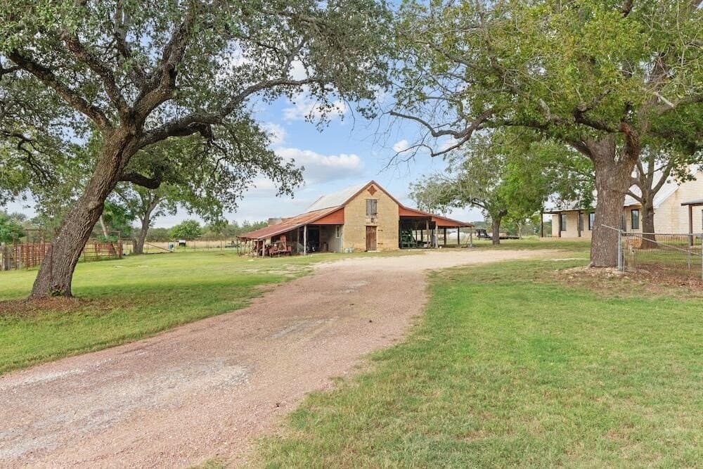 48.09 acres in Gillespie County - photo 45
